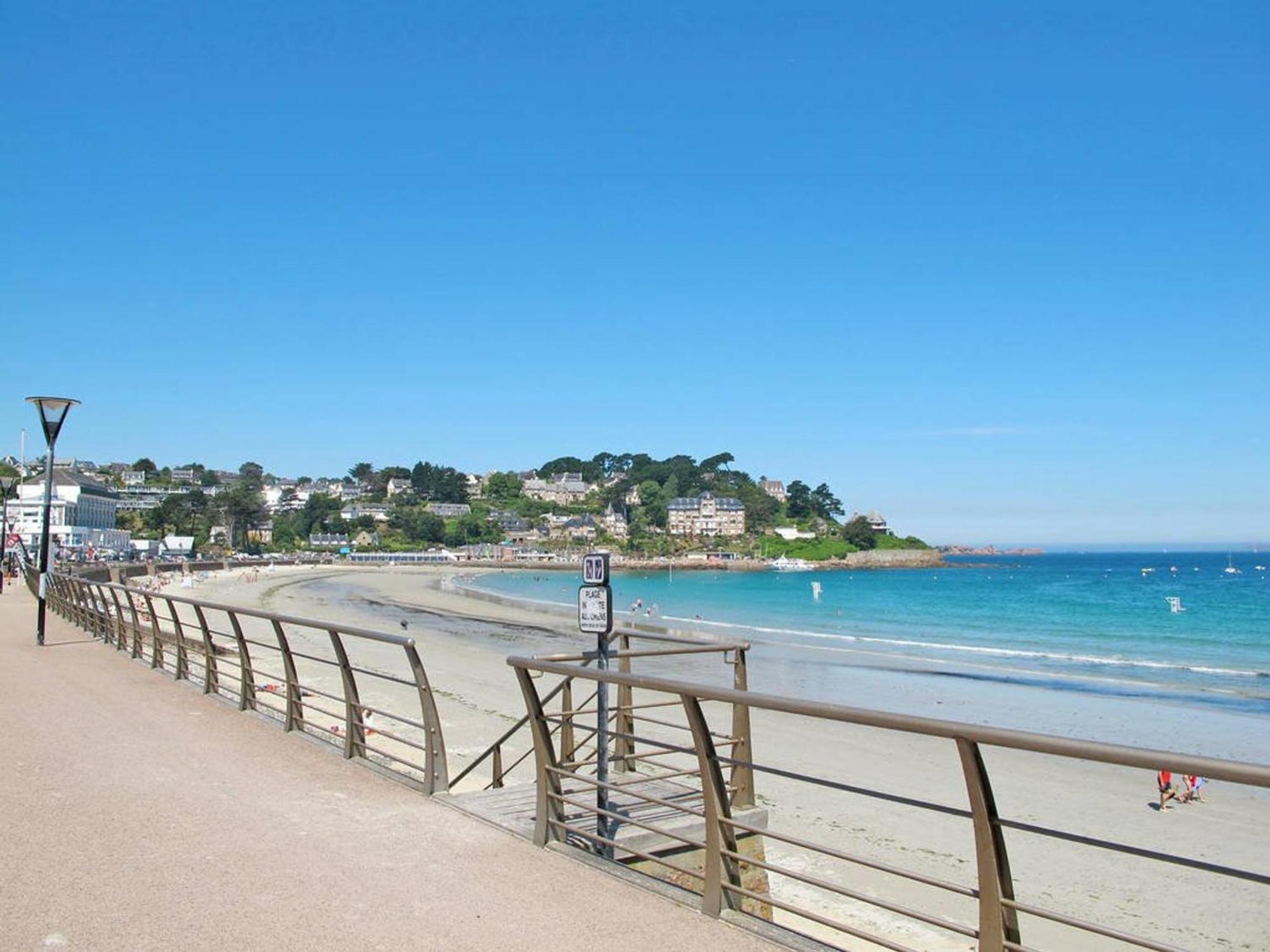 Appartement Perros-guirec, 2 Pièces, 4 Personnes - Fr-1-542-49 *